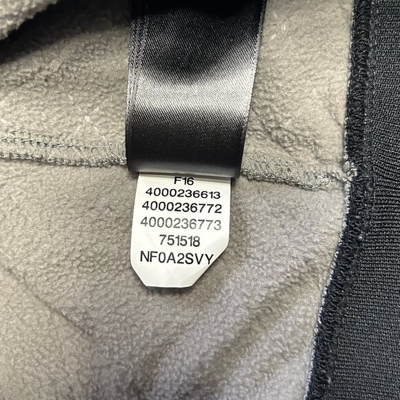 The North Face Jacket Womens Small Quilted Gray Black Full Zip Running Outdoors - Picture 15 of 15